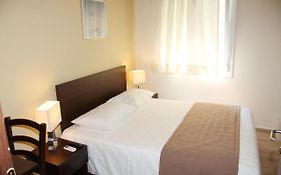 Rea Hotel